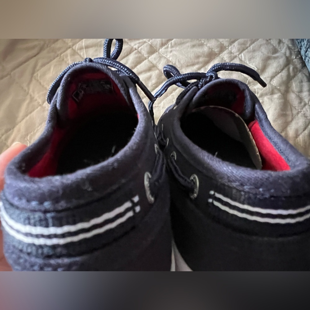 NWOB Nautica Boys' Spinnaker Boat Shoes -Size 1
l - Picture 4 of 9